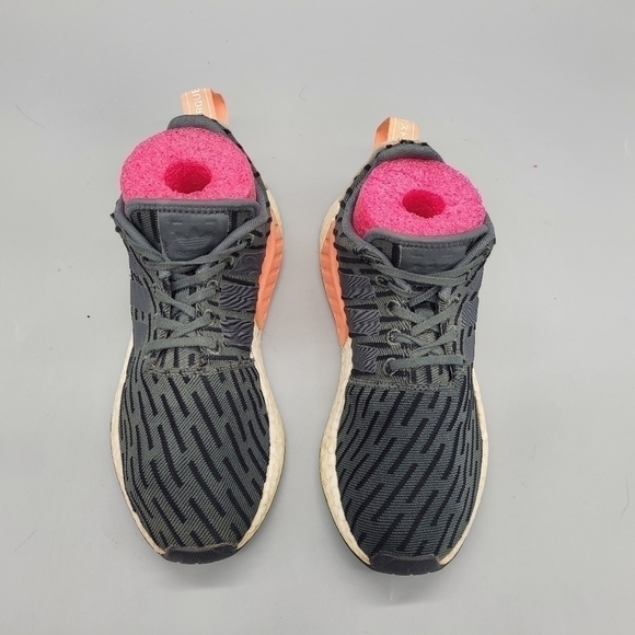 Adidas NMD R2 Women's Size 8 Utility Ivy Green Black White Peach Boost BA7259 - Picture 5 of 16